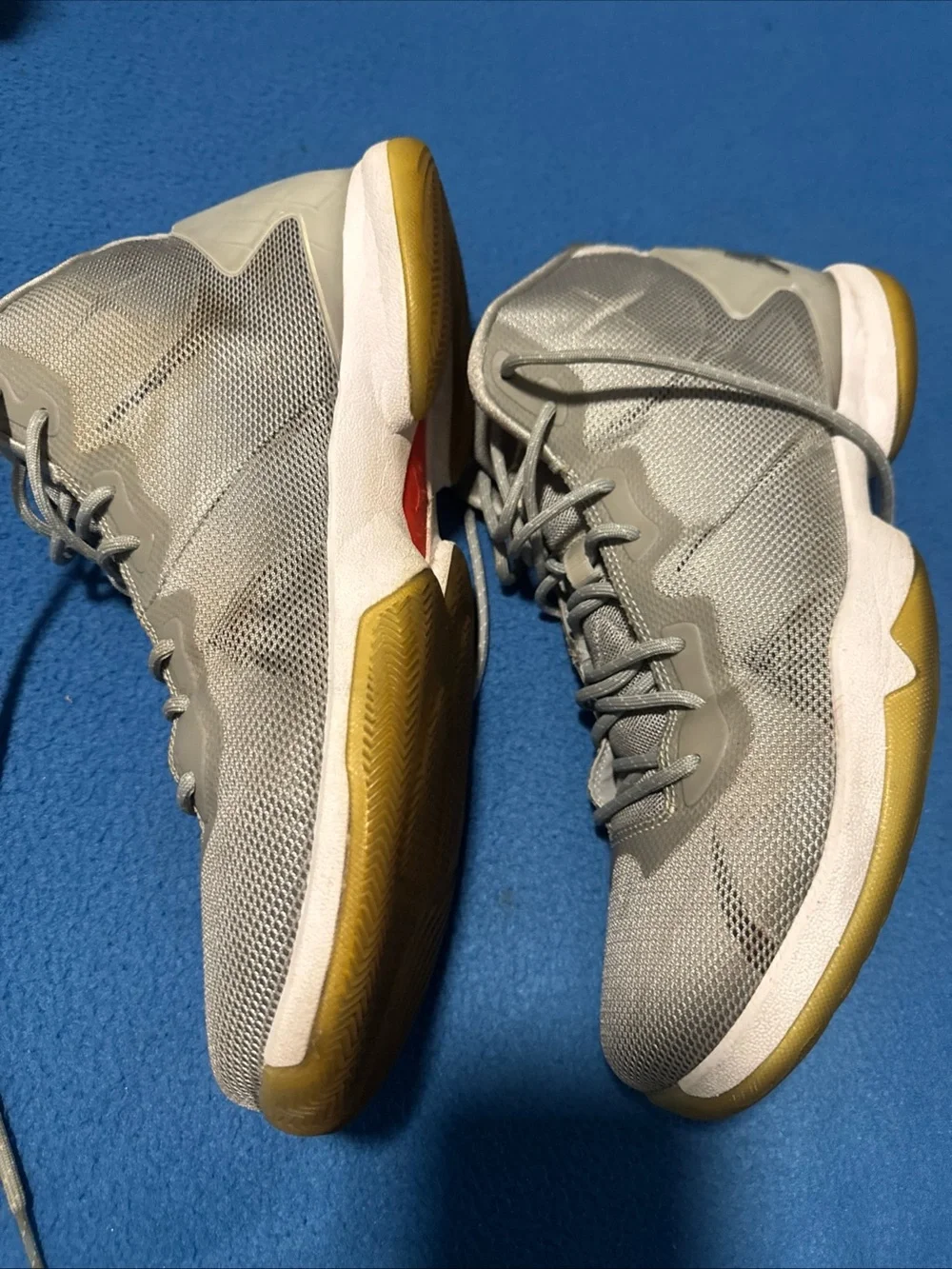 Jordan Super Fly 3 Men’s Gray Athletic Sneakers with Gold Outsole Size 12